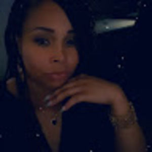 Meet your Posher, Shana